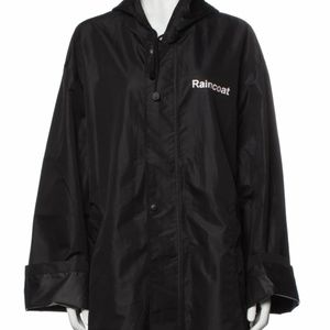 VETEMENTS Definition Raincoat Fall/Winter 2017